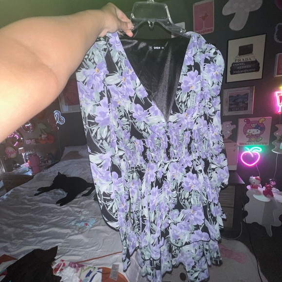 Shirred Panel Layered Ruffle Hem Floral Dress - Picture 4 of 6